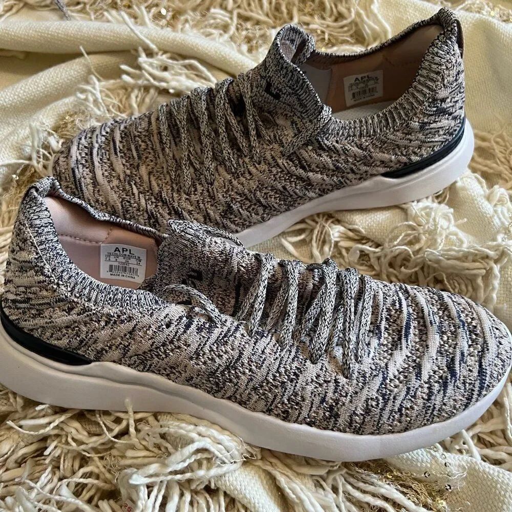 APL Techloom Wave Sneakers